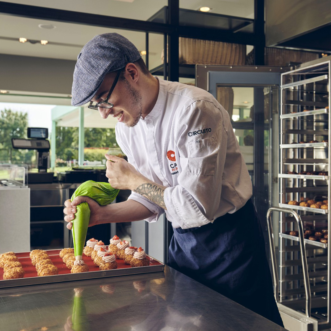 Lainox Combi Ovens: The Perfect Solution for Pastry Shops and Bakeries