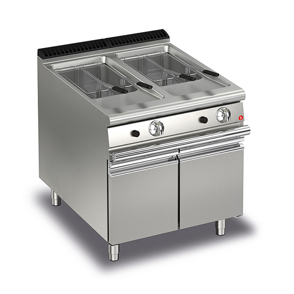 Baron 15+15L double basin gas deep fryer with piezo ignition.