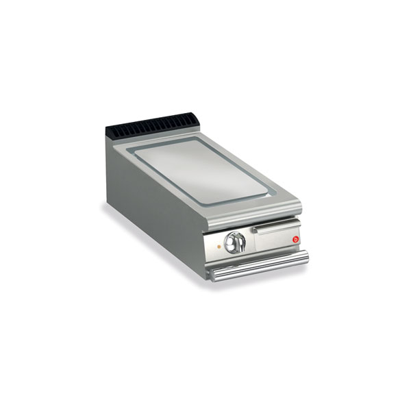 Baron 1 burner electric fry top with smooth mild steel plate and thermostat control.