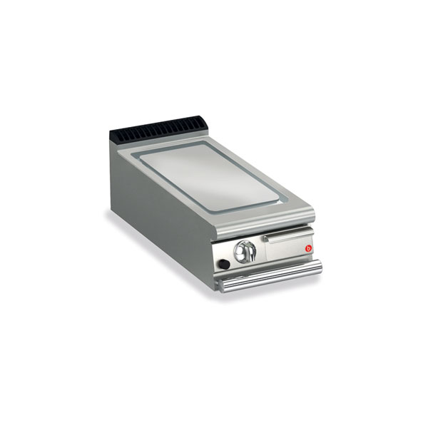 Baron 1 burner gas fry top with smooth mild steel plate.