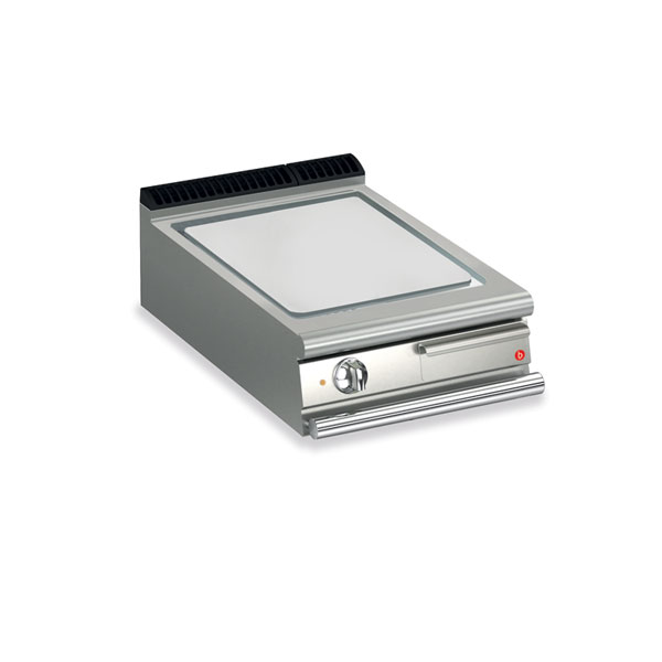 Baron 1 burner electric fry top with smooth chrome plate and thermostat control.